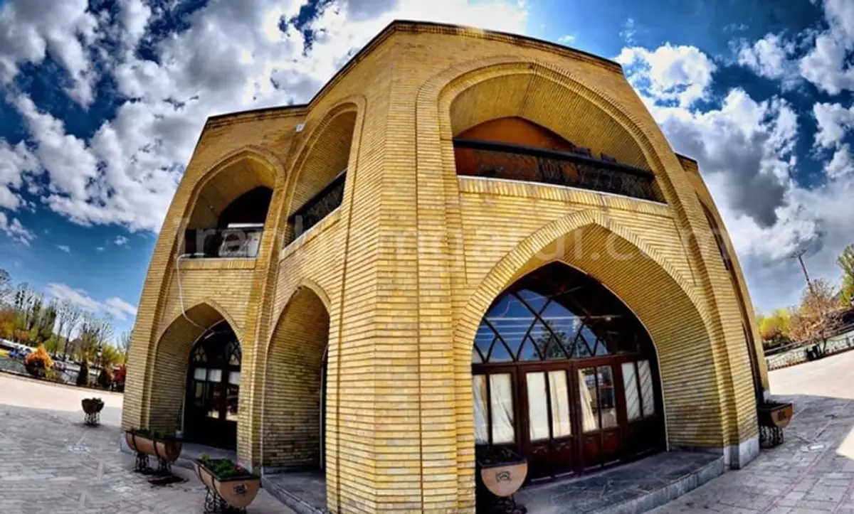 عمارت کلاه فرنگی ائل گلی تبریز 