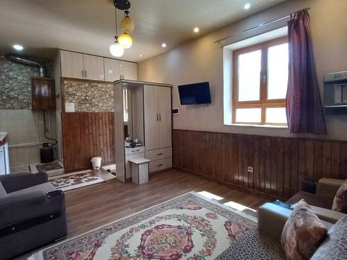 اقامتگاه بوم گردی مولایی کندوان|